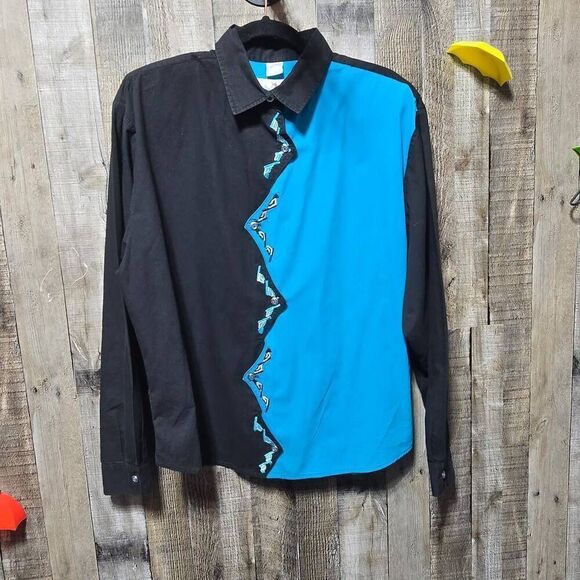 Vintage Tops - Outwest Vintage 80s Two Tone Turquoise and Black Zigzag Button Down Western Shir